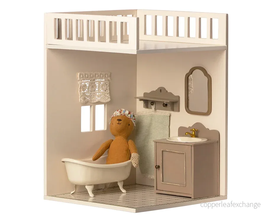 Maileg – Dockhus, badrum bonusrum, House of miniature toalett, dockskåp i trä för kaniner, möss, teddy - Bild 2