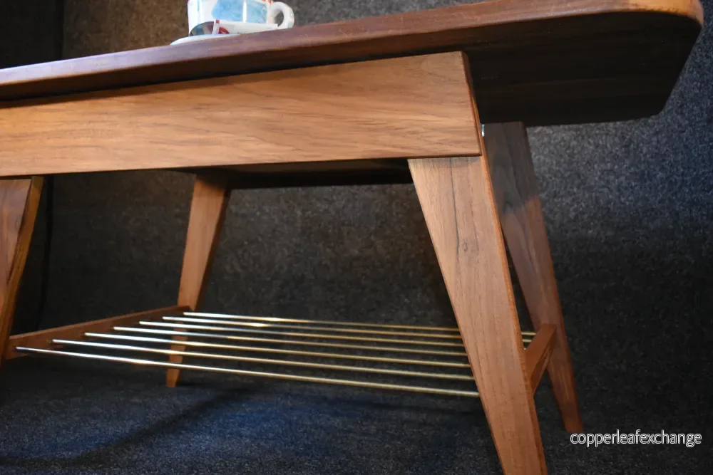 Handgjort soffbord i massiv teak med mässingsdetaljer - Bild 2