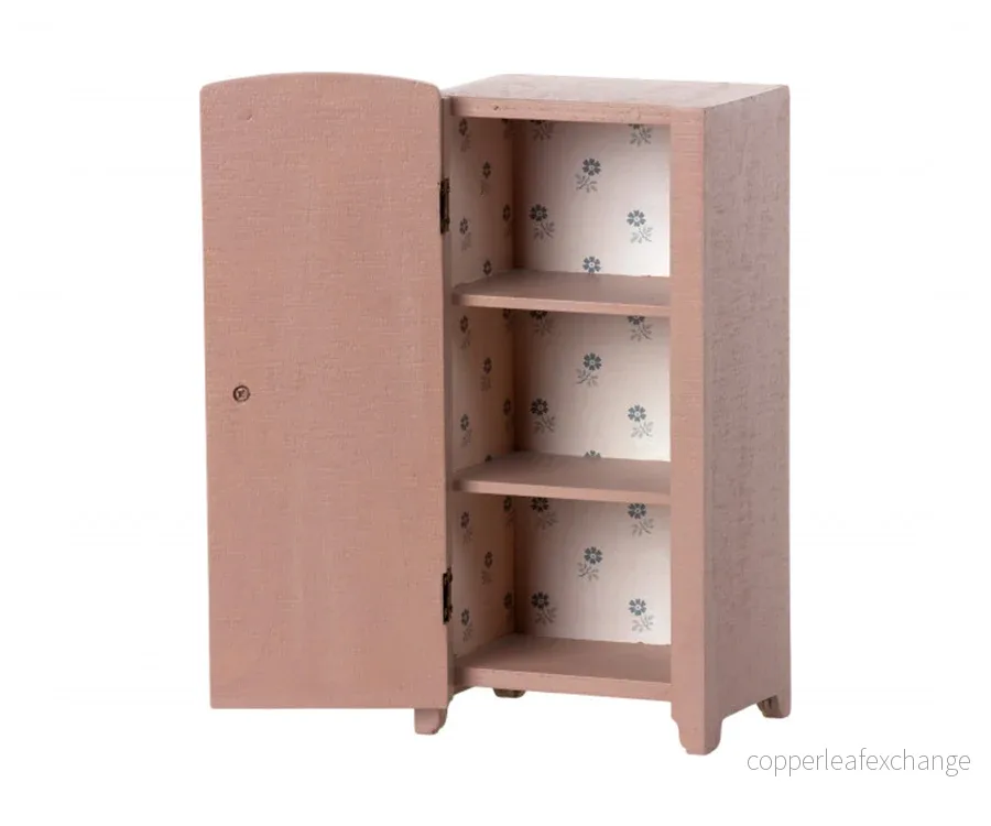 Maileg – Garderob större rosa vintage, skåp miniatyr, ljusrosa i trä - Bild 2