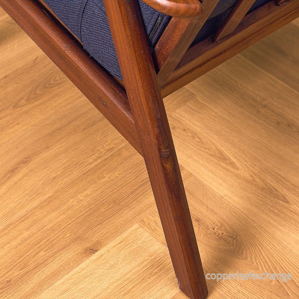 Danish armchair in walnut - Bild 3