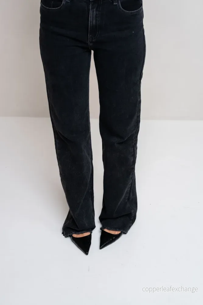 Kylie Extra Long Jeans Washed Black Kylie Extra Long Jeans Washed Black