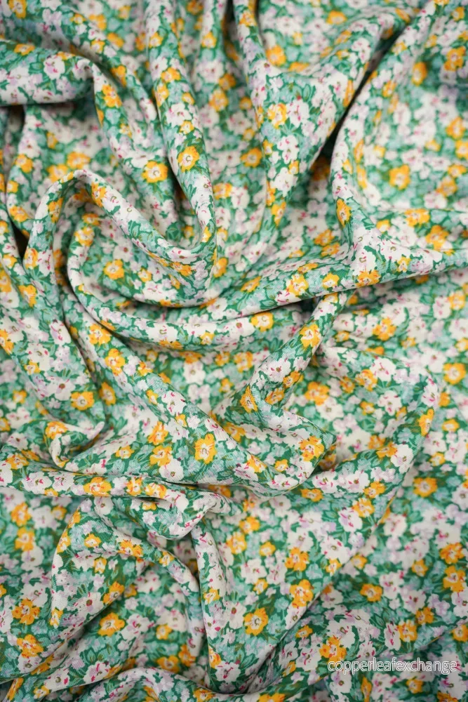 Viscose – Patterned – Flowers – Green – 2652 Viscose – Patterned – Flowers – Green – 2652