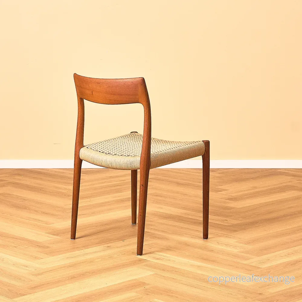 Danish dining chairs 'model 77' in teak by Niels Otto Møller for J.L. Møllers Møbelfabrik - Bild 3