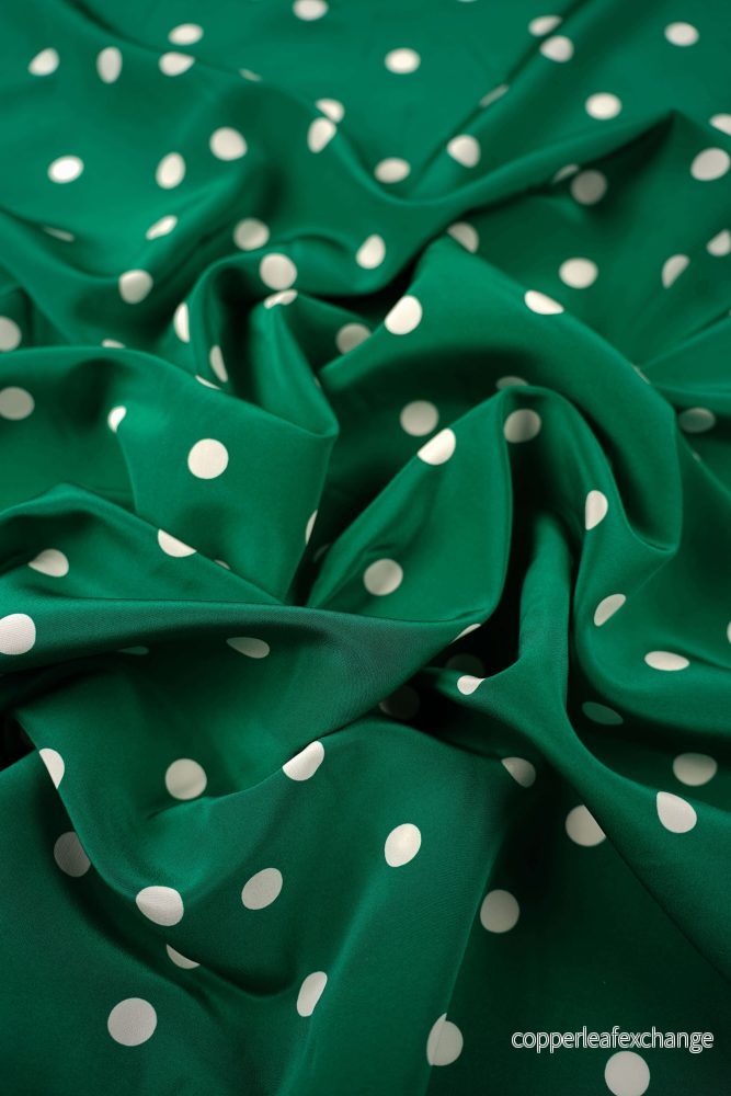 Made by Gårda Textil – Silk – Crêpe de Chine – Dotted Jade – Green Made by Gårda Textil – Silk – Crêpe de Chine – Dotted Jade – Green
