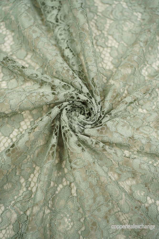 Lace – Heavy – Flowers – Sage – 012