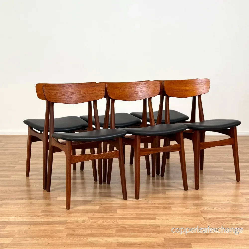 Set om 6 matstolar i teak av Schiønning & Elgaard, 1950-60-tal, Danmark