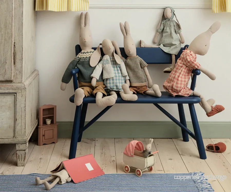 Maileg – Kanin pojke, med stickad randig tröja och byxor, bunny size 5 - Bild 2