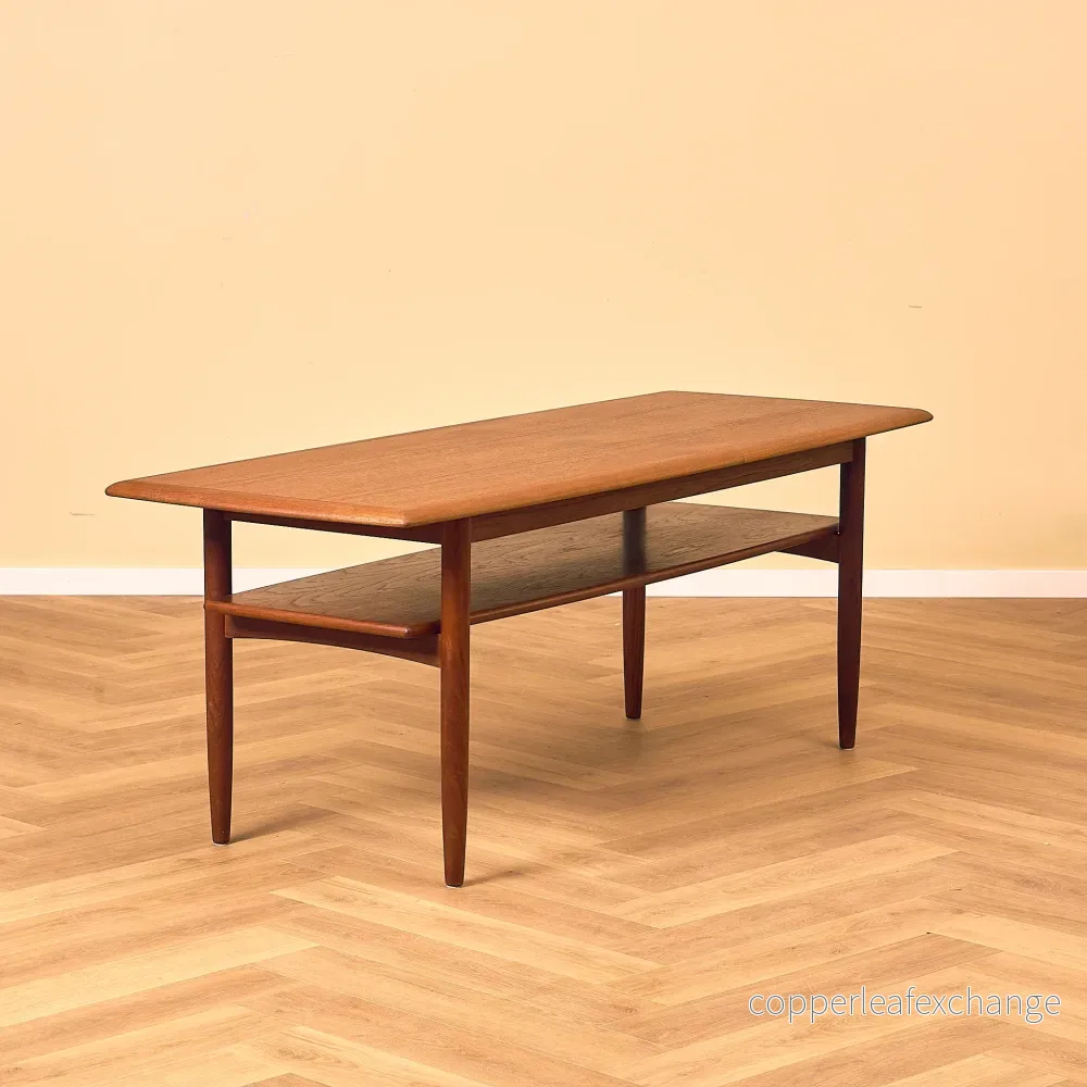 Svenskt soffbord i teak från IKEA Svenskt soffbord i teak från IKEA