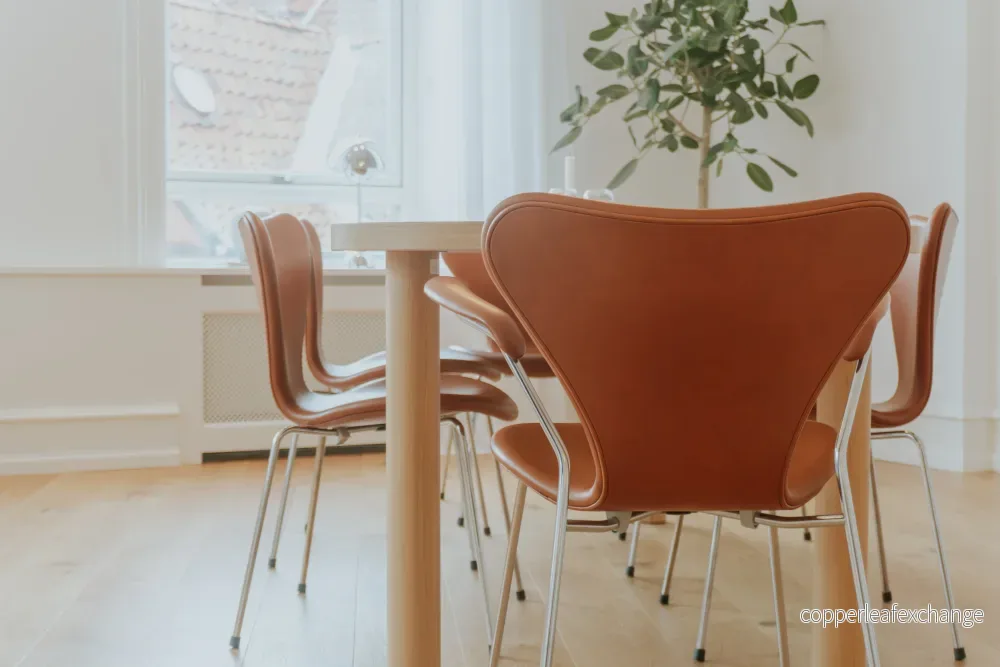 Arne Jacobsen Syveren stol i Calvados Cognac / Soft læder. - Bild 2