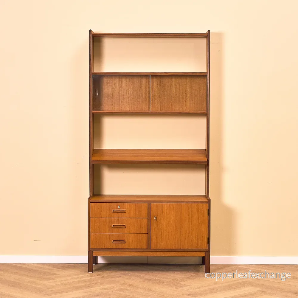 Svensk bokhylla i teak Svensk bokhylla i teak