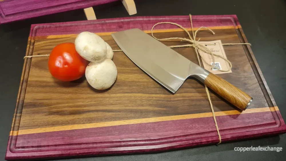 Skärbräda i valnöt, mahogny och purpleheart - Bild 3