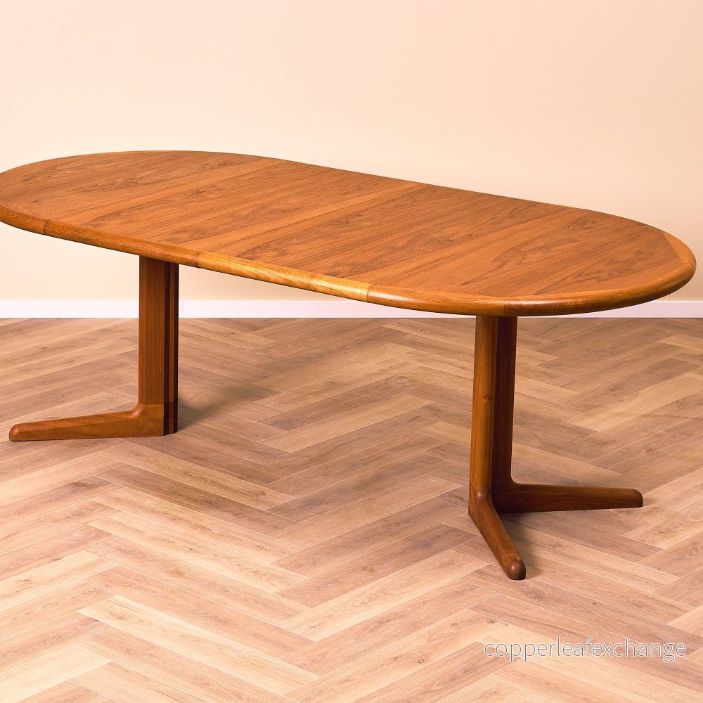 Dansk runt matbord i teak av Korup design - Bild 2