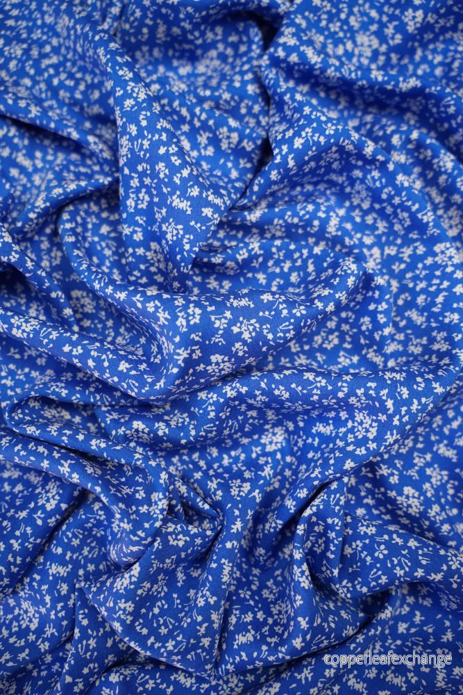 Viscose – Patterned – Flowers – Blue – 2648 Viscose – Patterned – Flowers – Blue – 2648