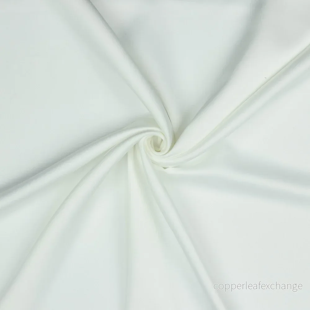 Royal Satin – Polyester – Micro satin – Off-white – 004