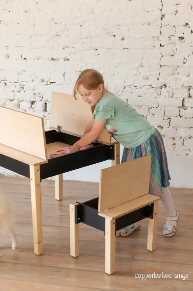 Smart förvaringsset med bord och stolar