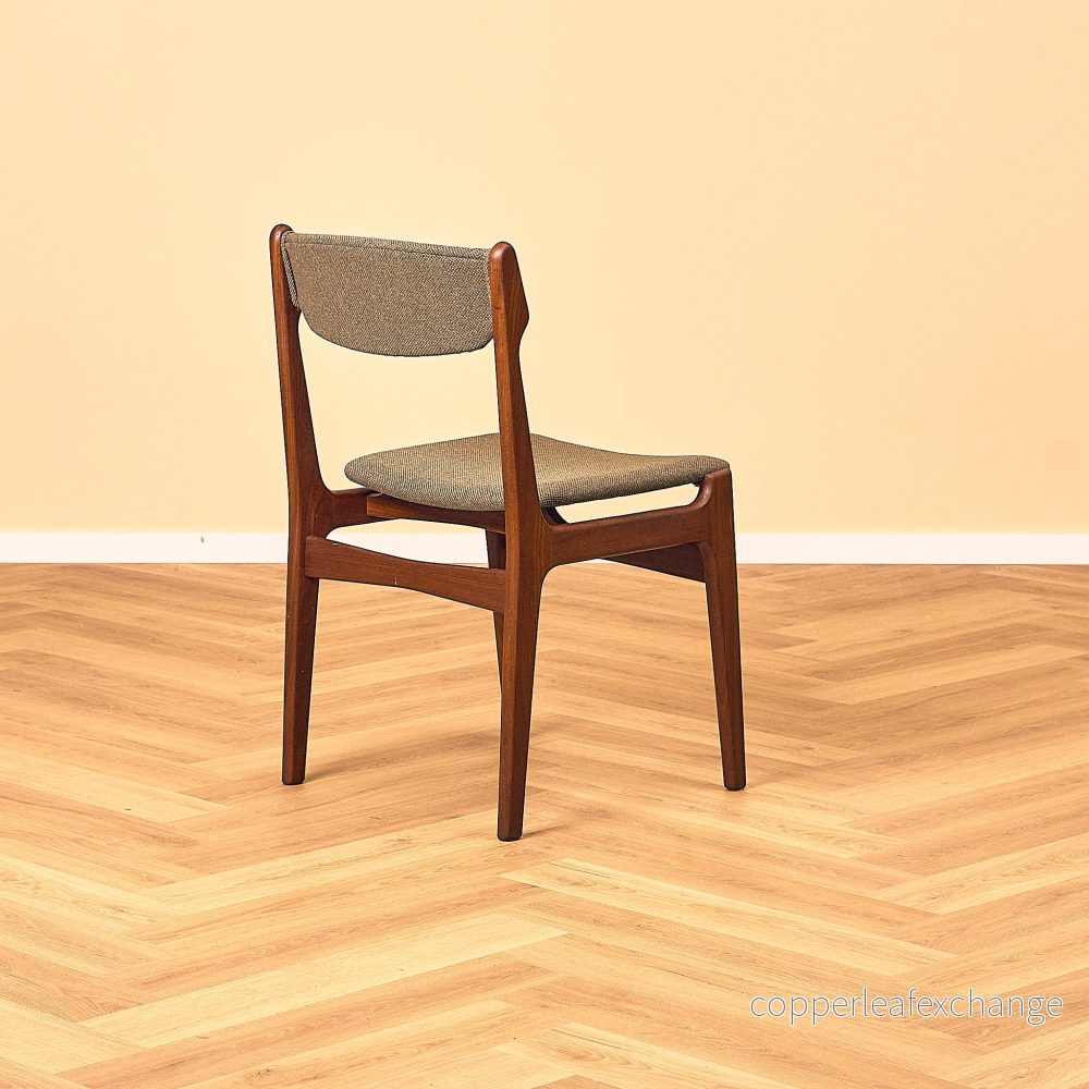 Danish dining chairs in walnut by Erik Buch for Findahls Møbelfabrik - Bild 3
