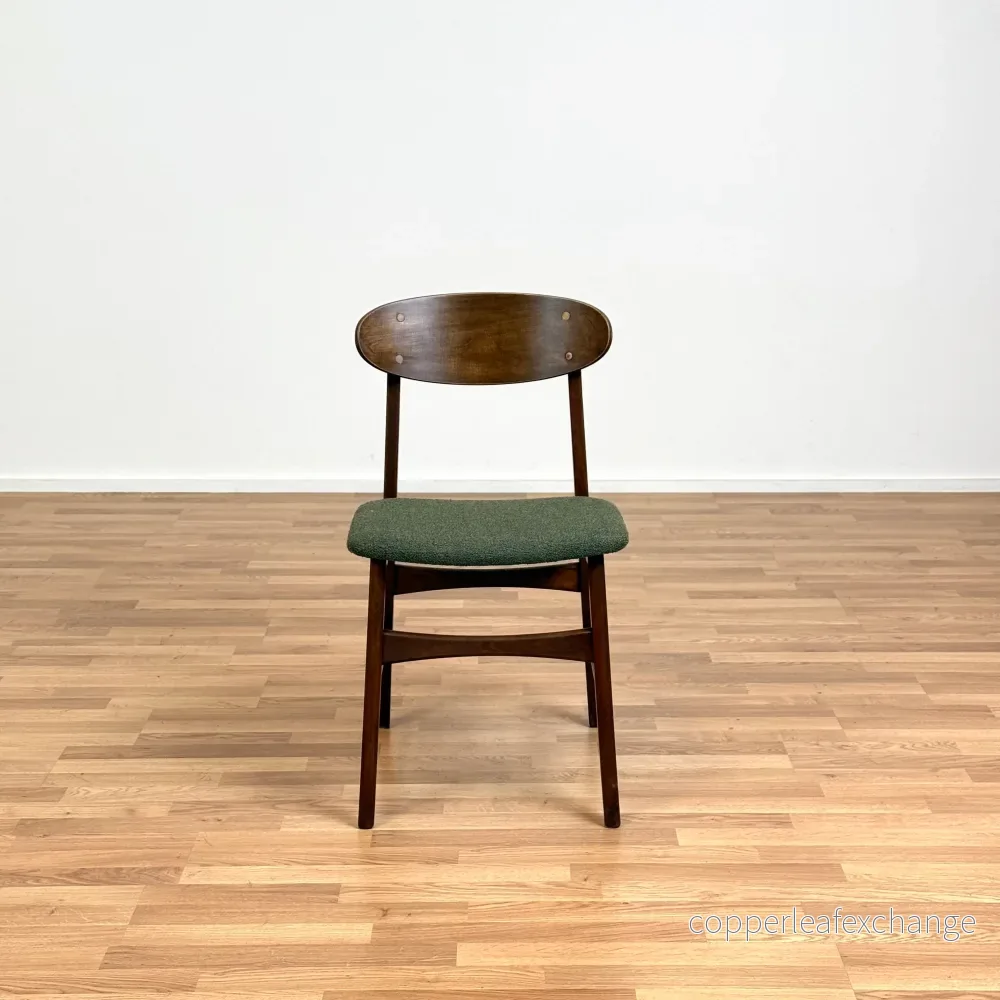 Svenskt set med 4 matstolar "Boel" från IKEA - Bild 3