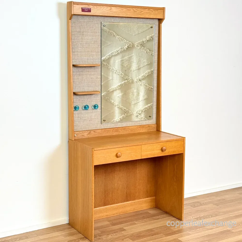 Sminkbord i ek med spegel, Sverige 1960-tal - Bild 2