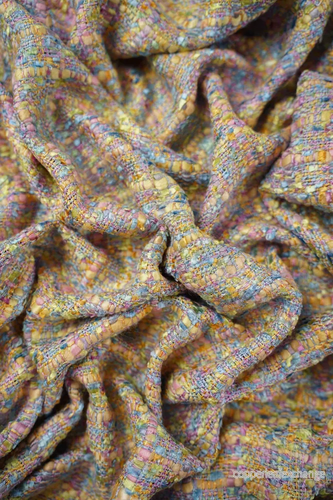 Italian Jacket fabric – ”Chanel-Look” – Viscose – Bubblegum – fg.12