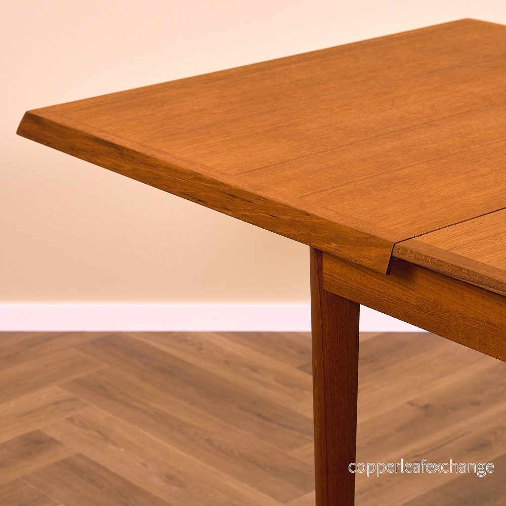 Danskt matbord i teak av Aage Schmidt Christensen för Fritz Hansen - Bild 3