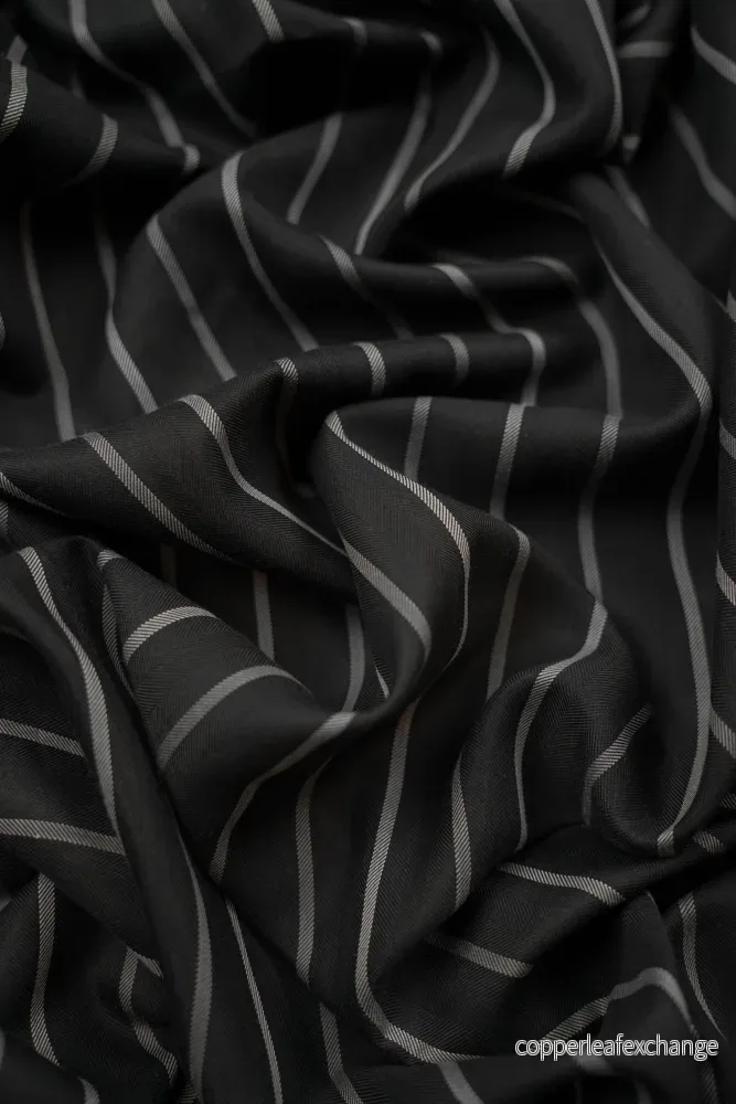 Deadstock – Cotton – Herringbone – Soft – Striped – Black – DI52