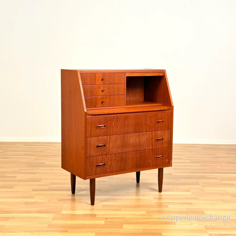 Dansk sekretärskrivbord med spegel i teak