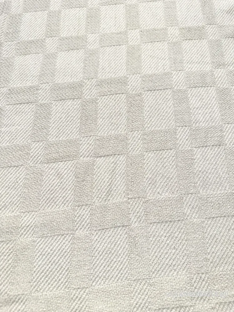 Cotton – Woven pattern – Soft – Off-white – VT6 Cotton – Woven pattern – Soft – Off-white – VT6
