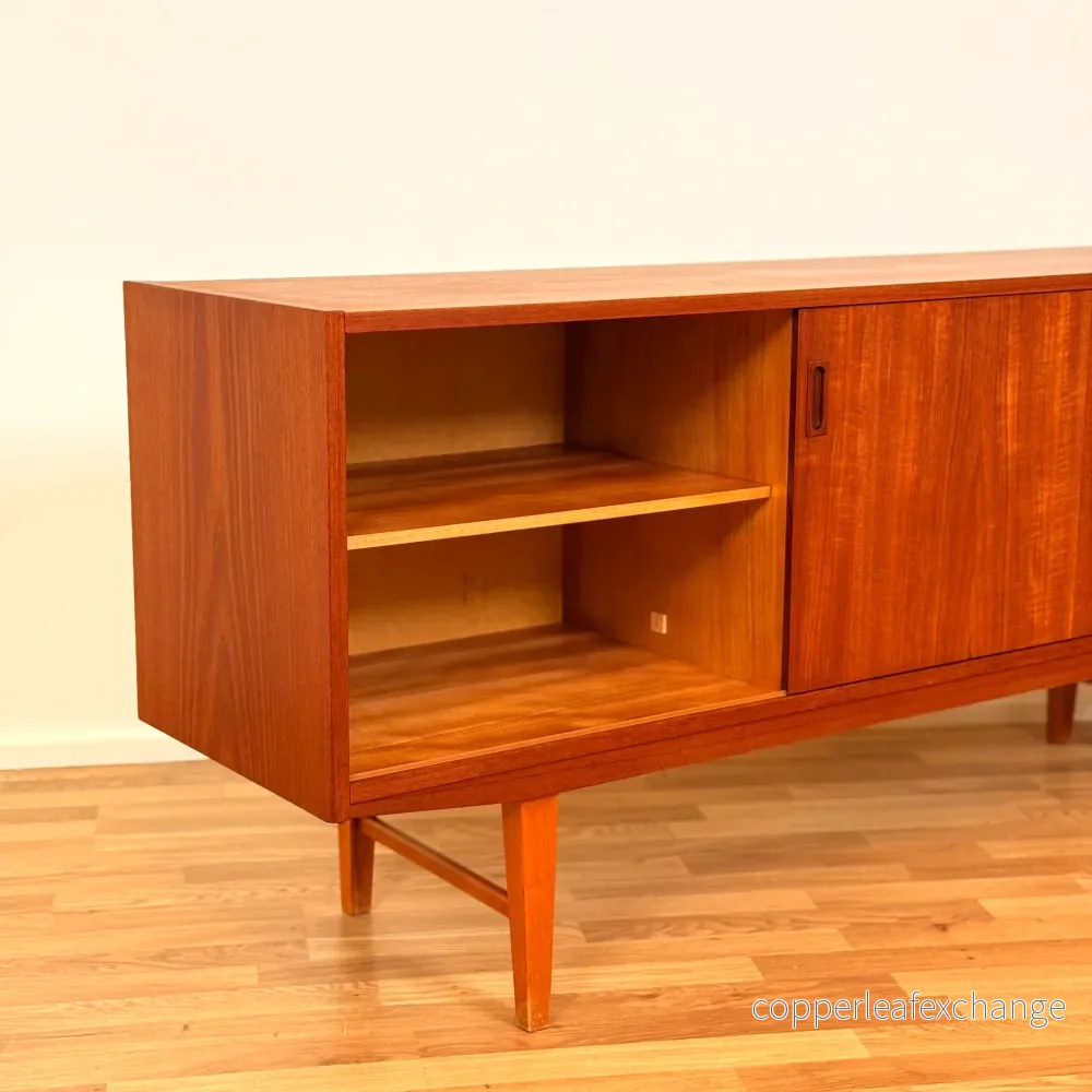 Skänk i teak, 1960-70-tal, Sverige - Bild 3