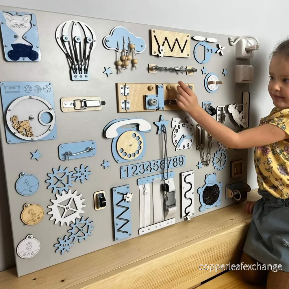Extra stor Montessori-aktivitetsbräda – 60 × 80 cm Extra stor Montessori-aktivitetsbräda – 60 × 80 cm