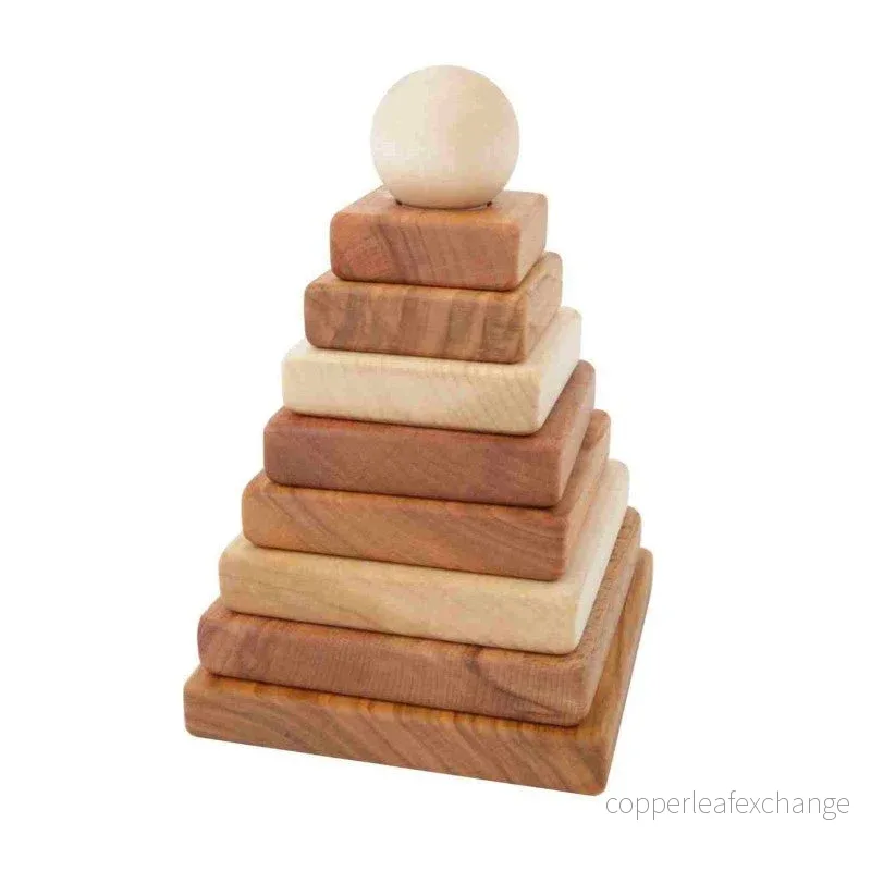 Fyrkantig träpyramid - Naturligt träfärgad - Bild 2