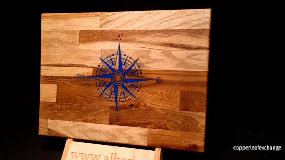 Kompass skärbräda med epoxy inlay - Bild 3