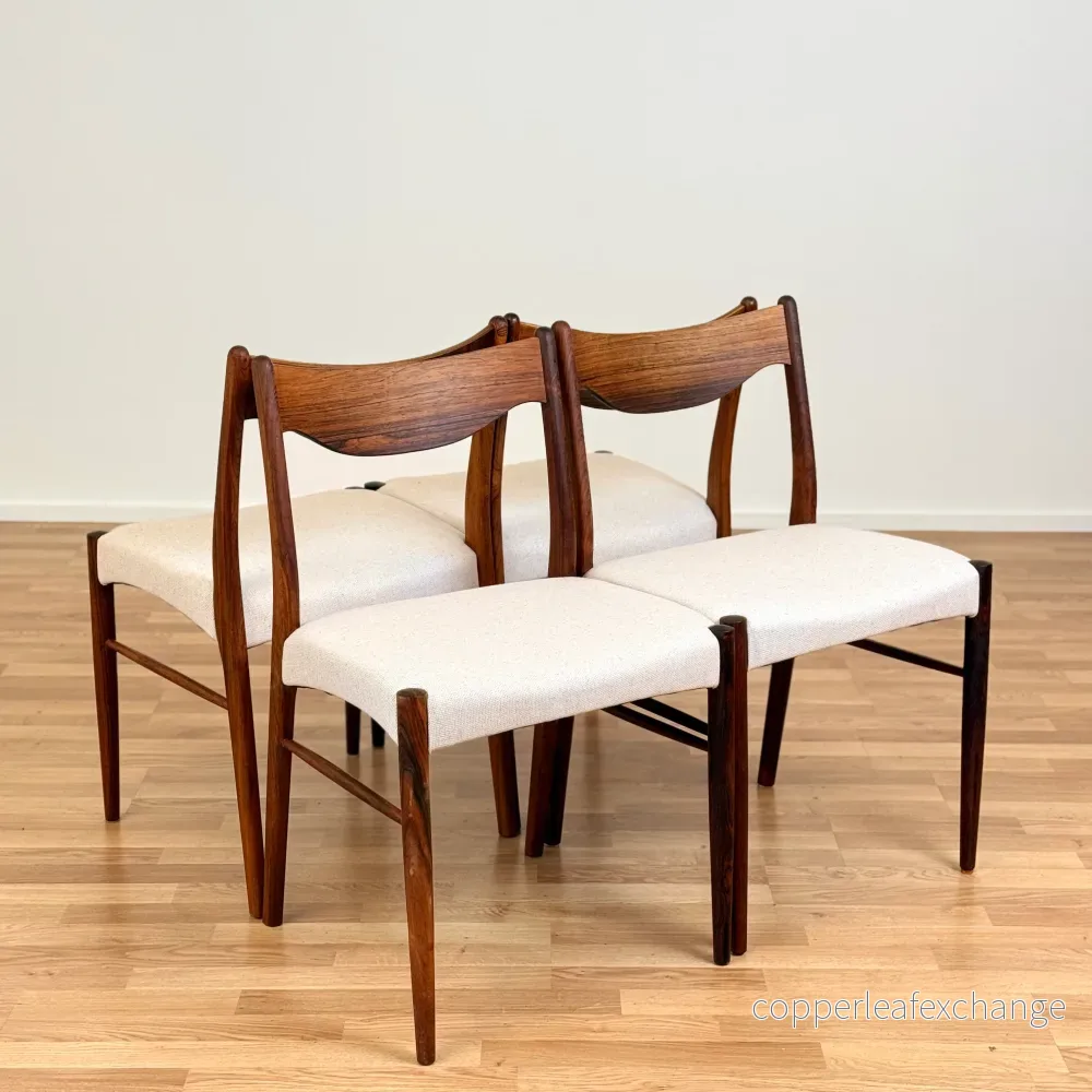 Set om 4 matstolar i massiv rosenträ av Arne Wahl Iversen, 1950-60-tal, Danmark