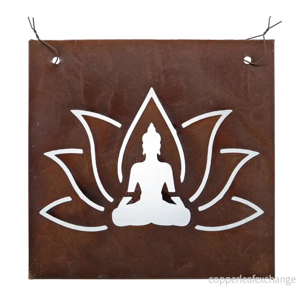 Rostig skylt till armeringsnät – lotus Buddha Rostig skylt till armeringsnät – lotus Buddha