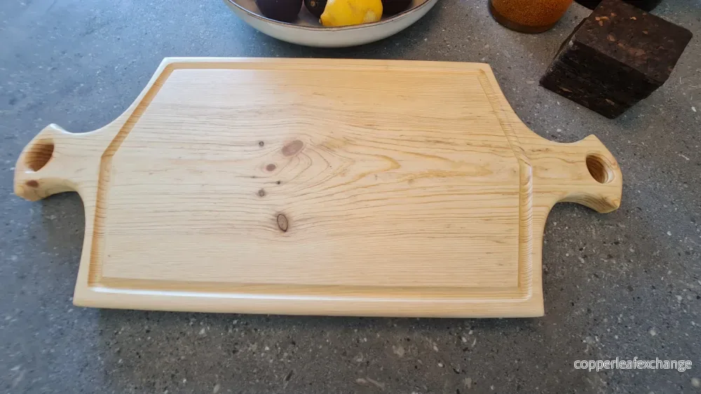 Design skärbräda i massiv björk