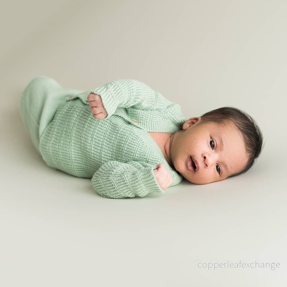 Stickad babyjacka Soft Green | Micu Micu - Bild 2