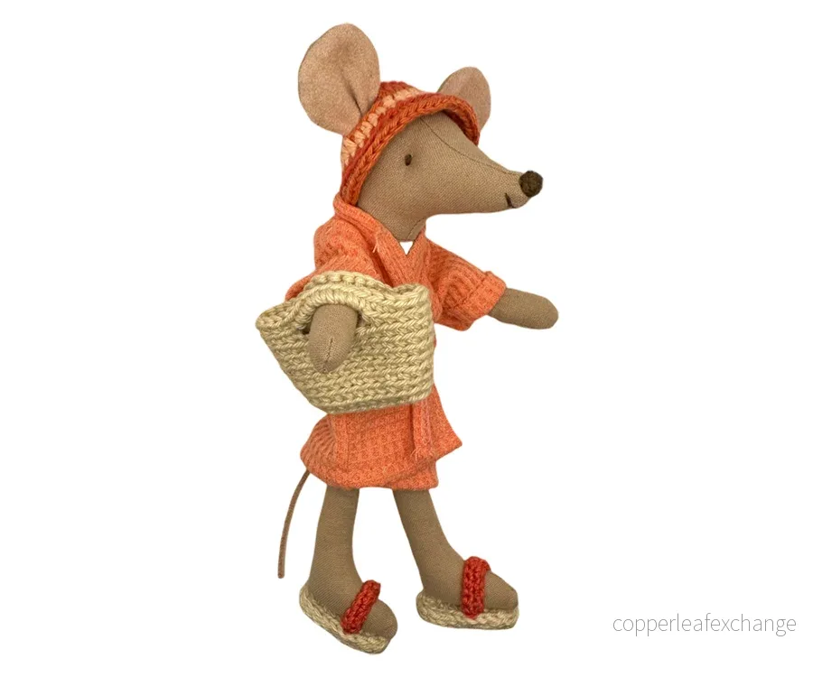 Miniatyr – Set med hatt, skor och strandväska för mamma och pappa mus