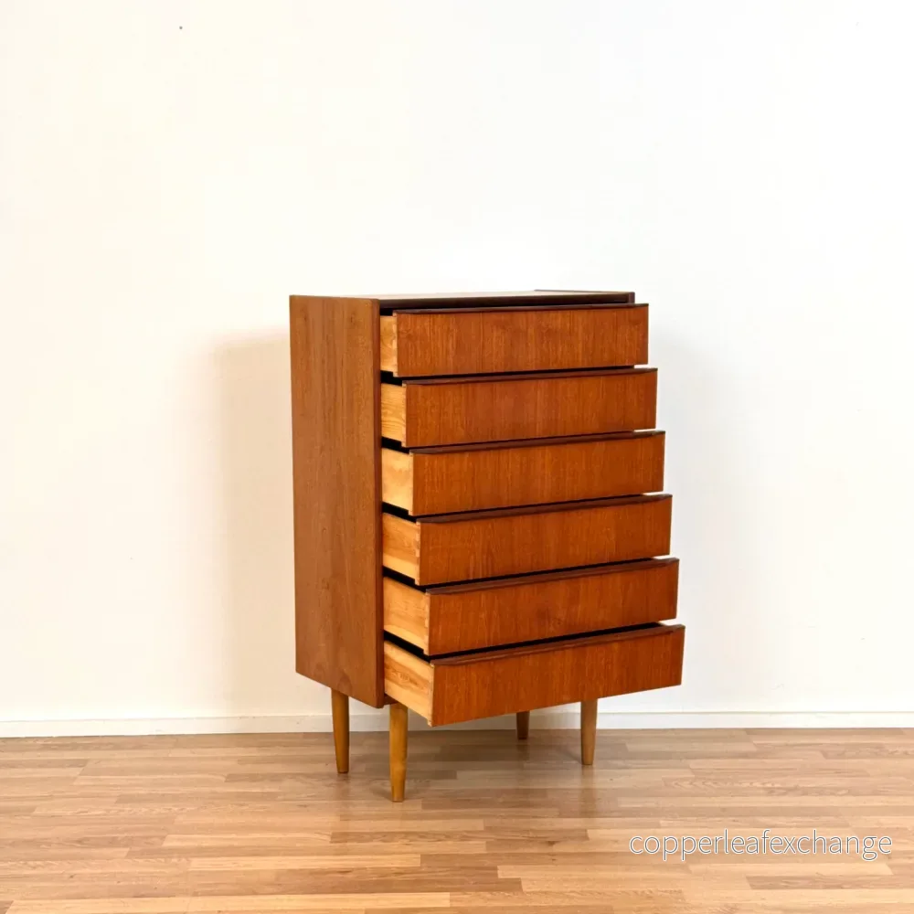 Byrå med 6 lådor i teak från Hanbjerg möbelfabrik - Bild 3