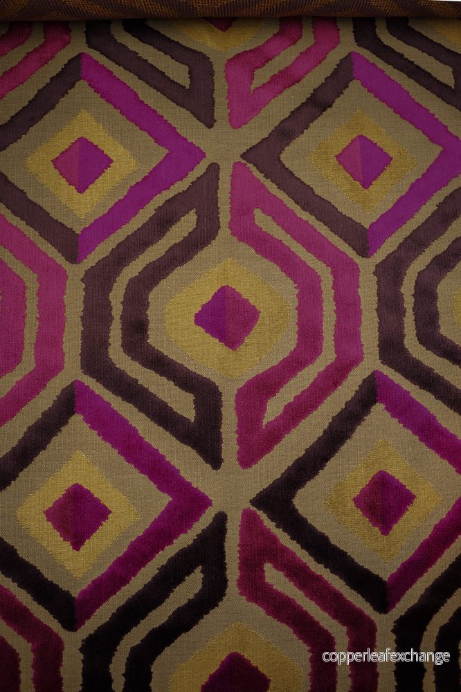 Vintage – Upholstery fabric – Velvet – Art deco – Purple – V21