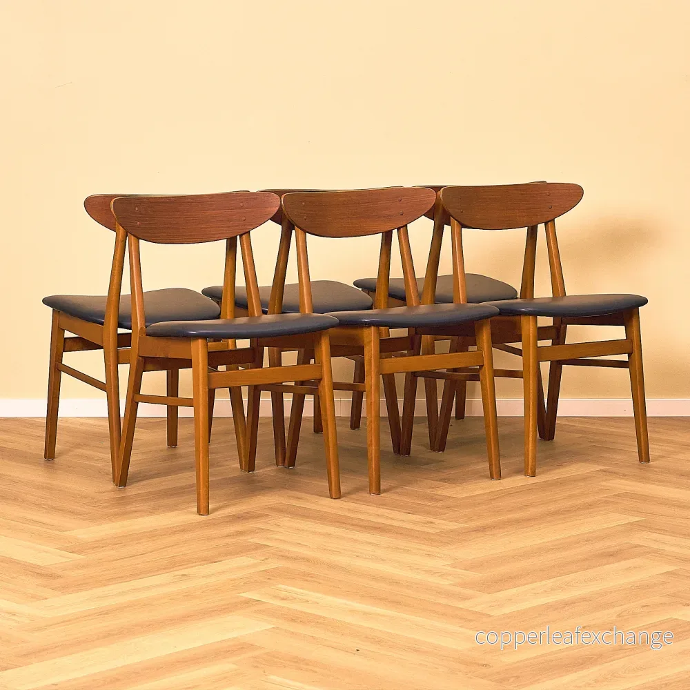 Danish set of 6 dining chairs in teak and beech, model 210, by Farstrup