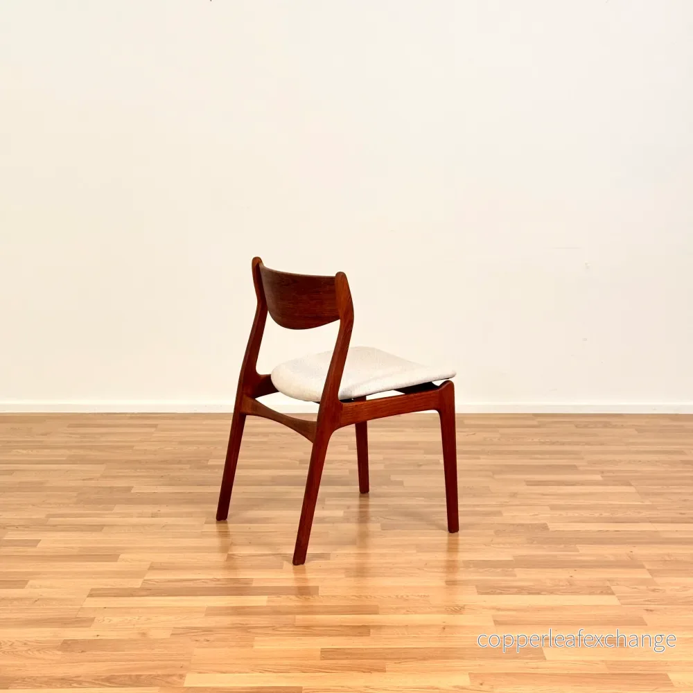 Set om 4 matstolar i teak av P. E. Jorgensen, 1950-60-tal, Danmark - Bild 3