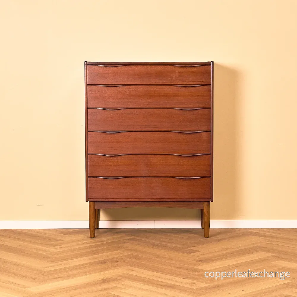 Dansk byrå i teak Dansk byrå i teak