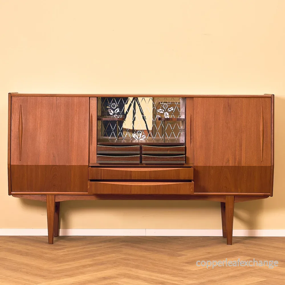 Dansk högskåp i teak av E.W. Bach - Bild 2