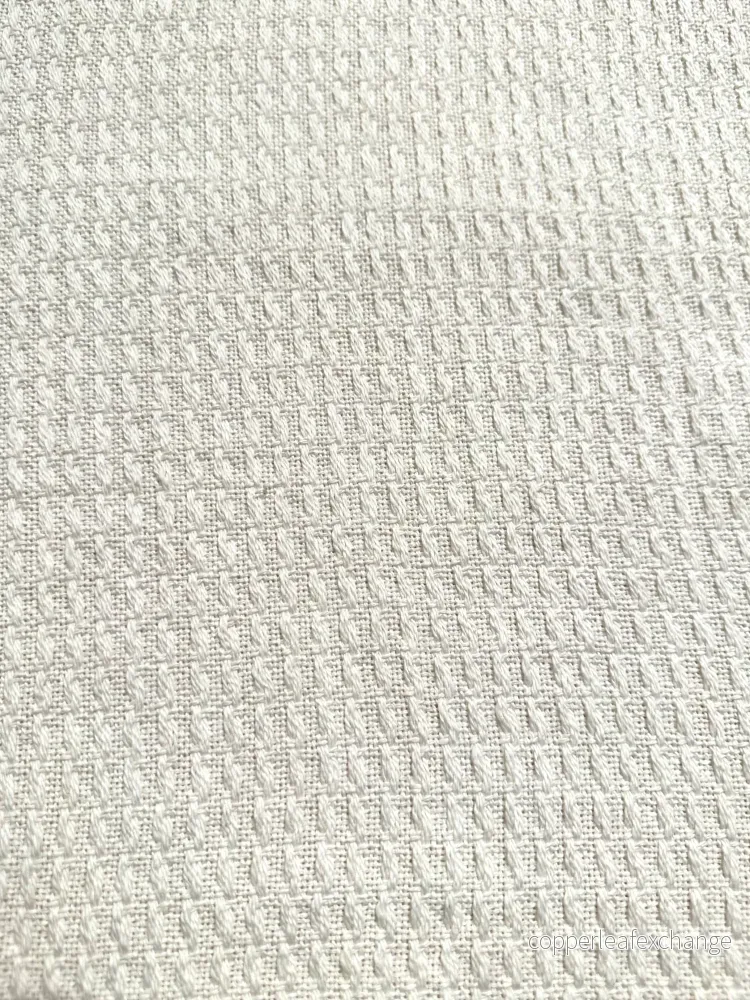 Cotton – Woven pattern – Soft – Off-white – VT8 Cotton – Woven pattern – Soft – Off-white – VT8