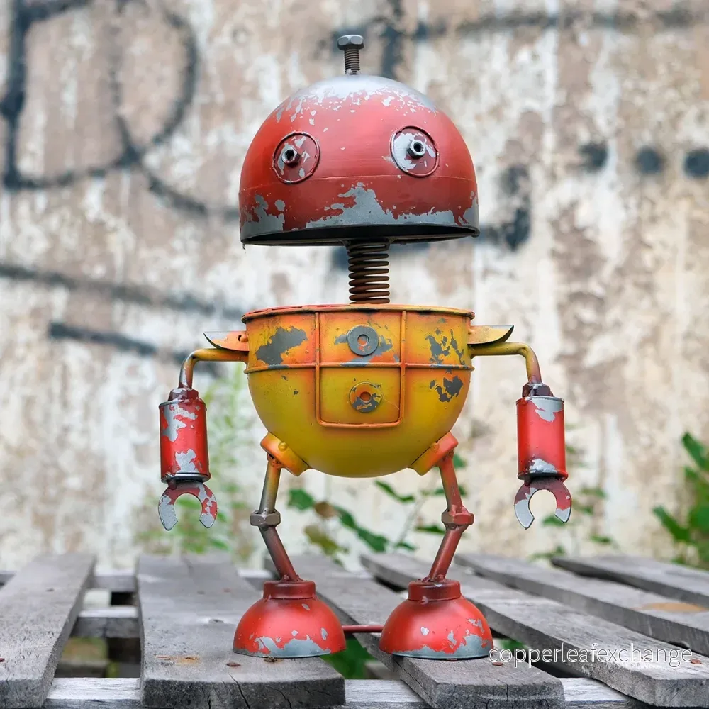 ED-13 Edgar – Robot i gul/röd plåt ED-13 Edgar – Robot i gul/röd plåt