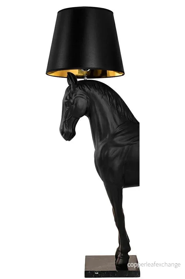 Golvlampa – HORSE STAND S, svart