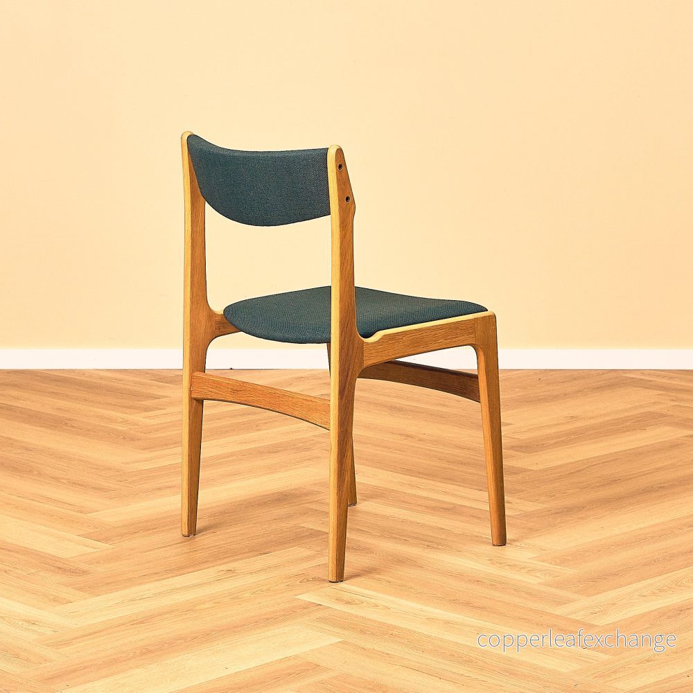 Danish set of 4 dining chairs in oak by Erik Buch for Nova - Bild 3