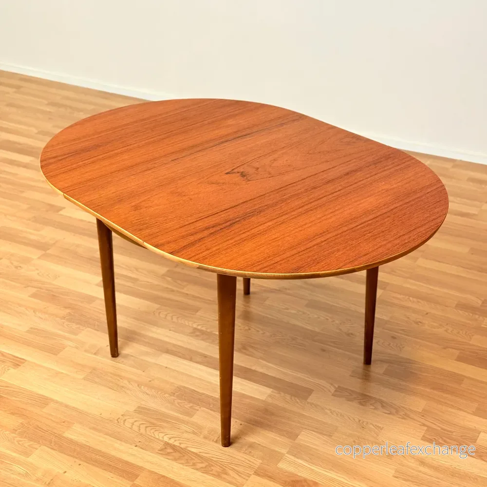 Svenskt runt matbord i teak - Bild 3