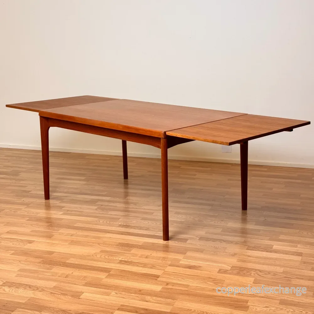 Matbord i teak av Henning Kjærnulf, Vejle Möbelfabrik A/S, 1950-60-tal, Danmark - Bild 2