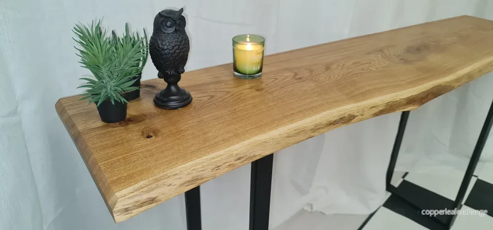 Sidebord av röd ek Live Edge - Bild 2
