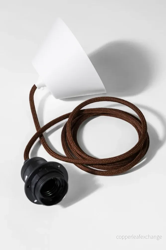 Takupphäng 2m svart E27 brun